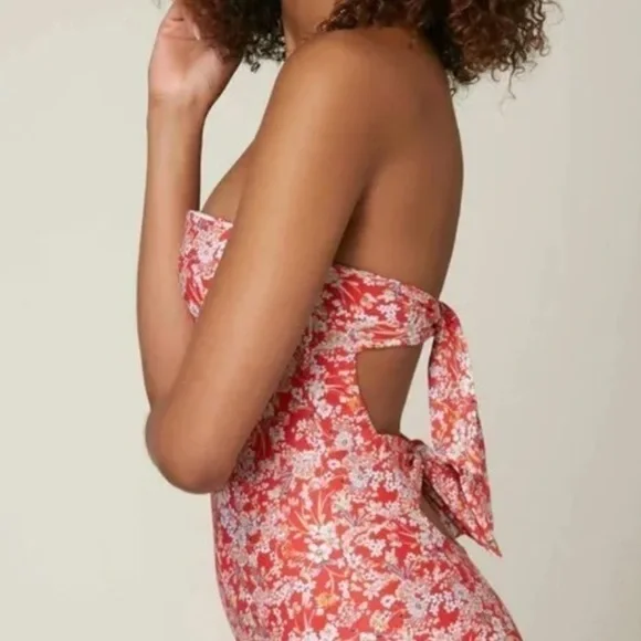 O'Neill Red Venice Piper Ditsy One-Piece Swimsuit - Picture 5 of 10